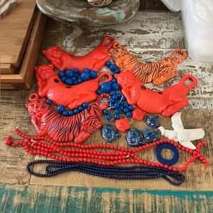 Vintage Auburn Tiger and Bead Craft Set
